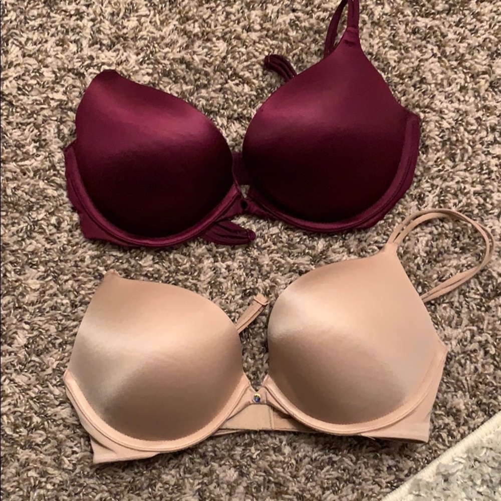 Victoria’s Secret bras